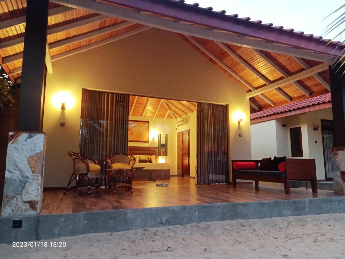 Blue Waves Kite Surfing Beach Resort 卡尔皮蒂耶 外观 照片